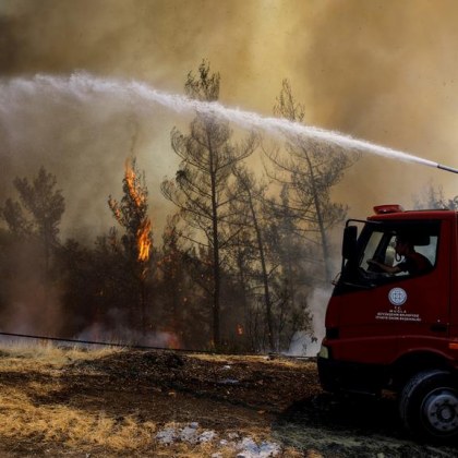 Пожар на площ 40 декара горя в смолянското село Соколовци