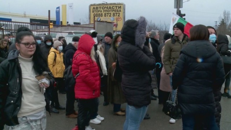 Суходол скочи на протест, блокираха Околовръстното. Какво ги изкара?