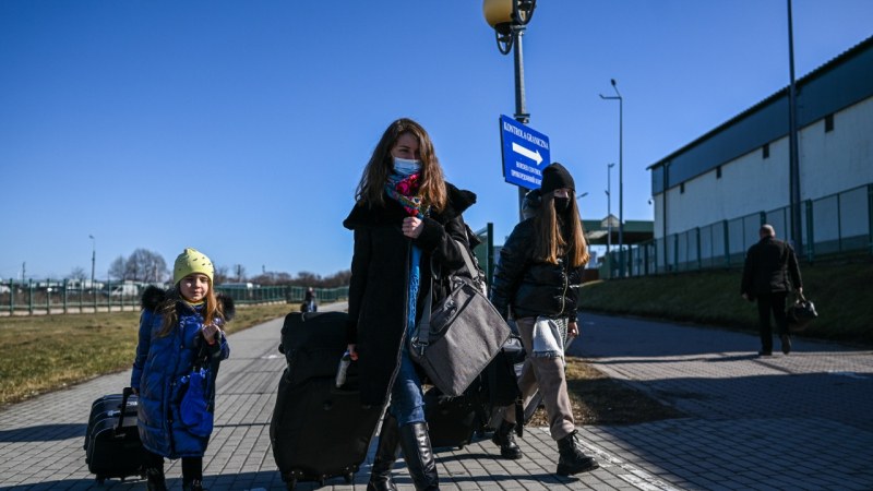 Важно за всички българи, които искат да се евакуират от Украйна