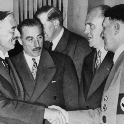 На 1 април 1939 г световният печат разпространи новината че