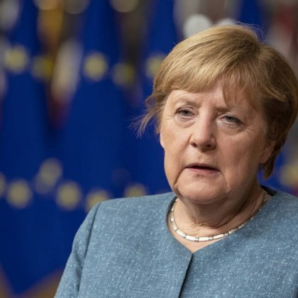 Бившият германска канцлер Ангела Меркел е била ограбена докато пазарува