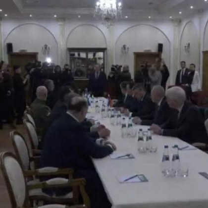 Започнаха преговорите между Украйна и Русия Това съобщи съветникът на