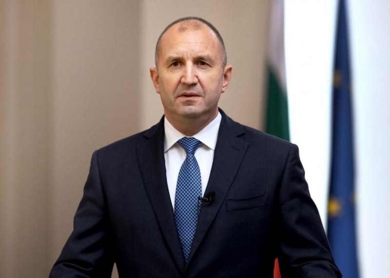 Смяната на министъра на отбраната в разгара на военна криза е риск