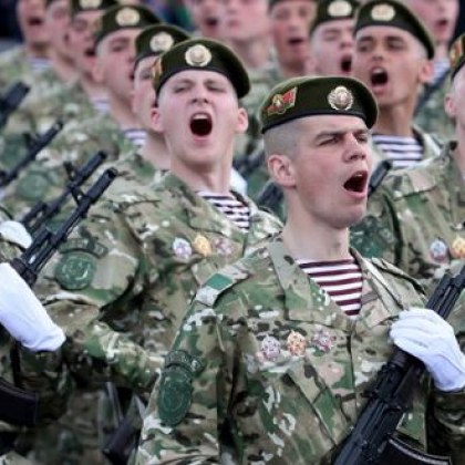 Приближен до Лукашенко отрича войски на Беларус да са нахлули в Украйна