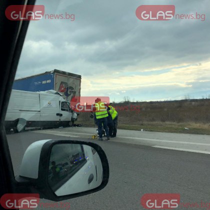 Има загинал в тежката катастрофа на АМ Тракия