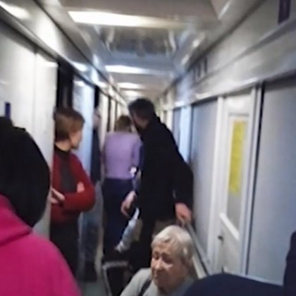 С влака да бягаш от войната – премеждията на Ирина от Киев на ВИДЕО