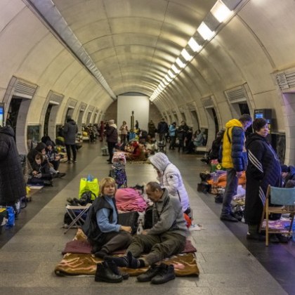В Киев и други украински градове прозвучаха сирени за въздушна