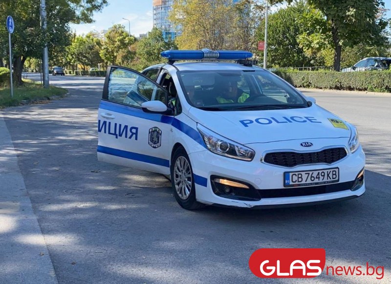 Футболни фенове биха и ограбиха мъж и жена в Пловдив
