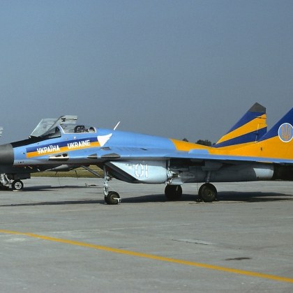 Вашингтон провежда дискусии с Варшава за възможността Полша да предостави