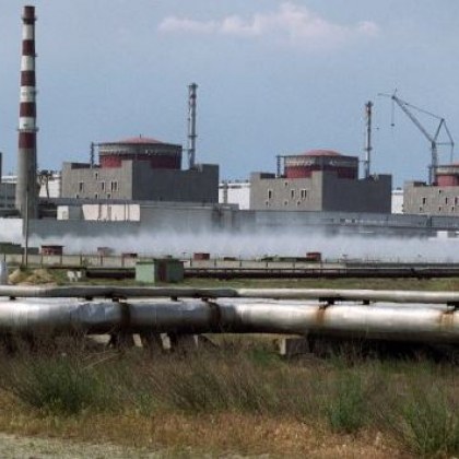 Руските сили принуждават персонала на Запорожката атомна електроцентрала да запише