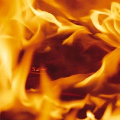 Полицията разследва самозапалване на 66 годишна жена в плевенското село Дебово