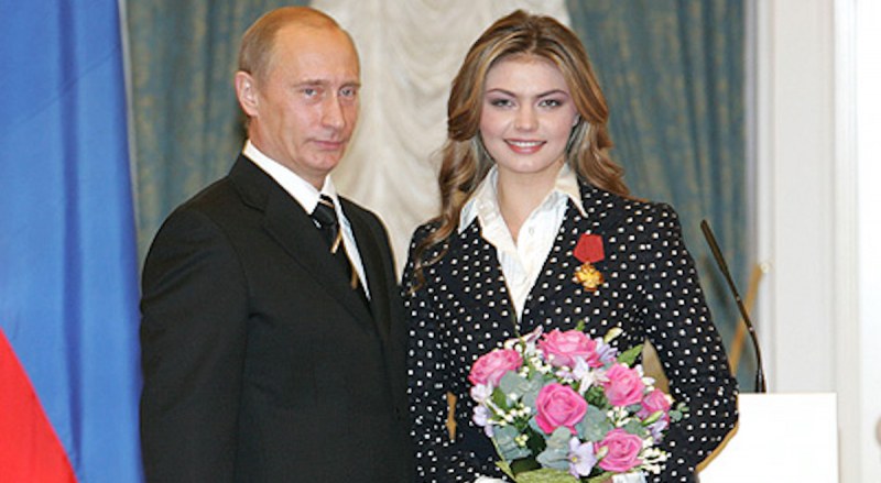 Любовницата на Владимир Путин – Алина Кабаева, се крие в