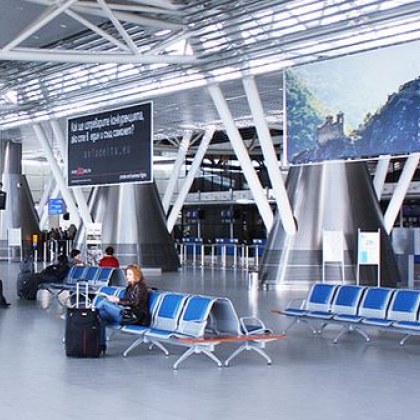 Летенето със самолет е един е най бързия начин да открием