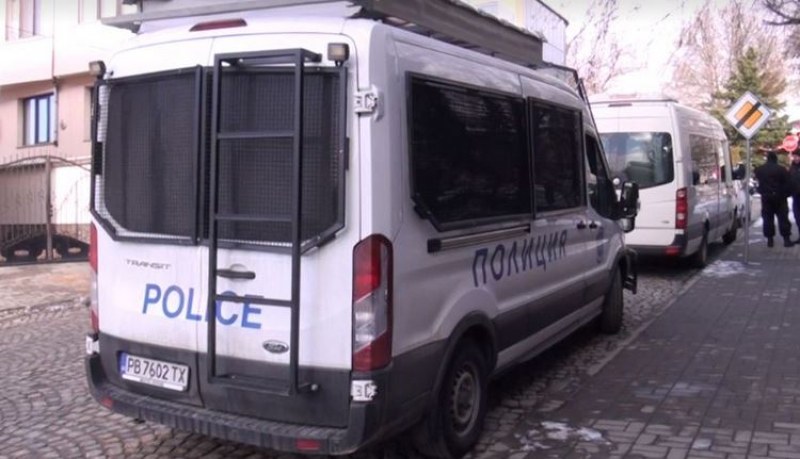 Мъж и жена пребиха до смърт столичанин при грабеж