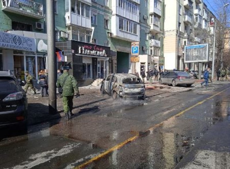 Ракетен удар по Донецк, жертвите на атаката са над 20* ВИДЕО