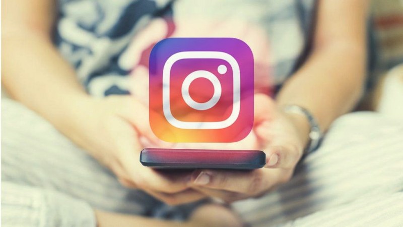 В мрежата предлагат на руснаци деблокиране на Instagram срещу пари