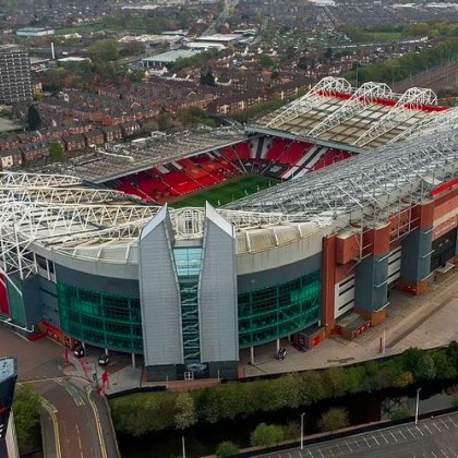 Един от най емблематичните стадиони в света Олд Трафорд ще бъде