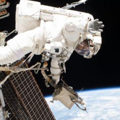 Астронавт от САЩ ще се завърне на Земята на борда