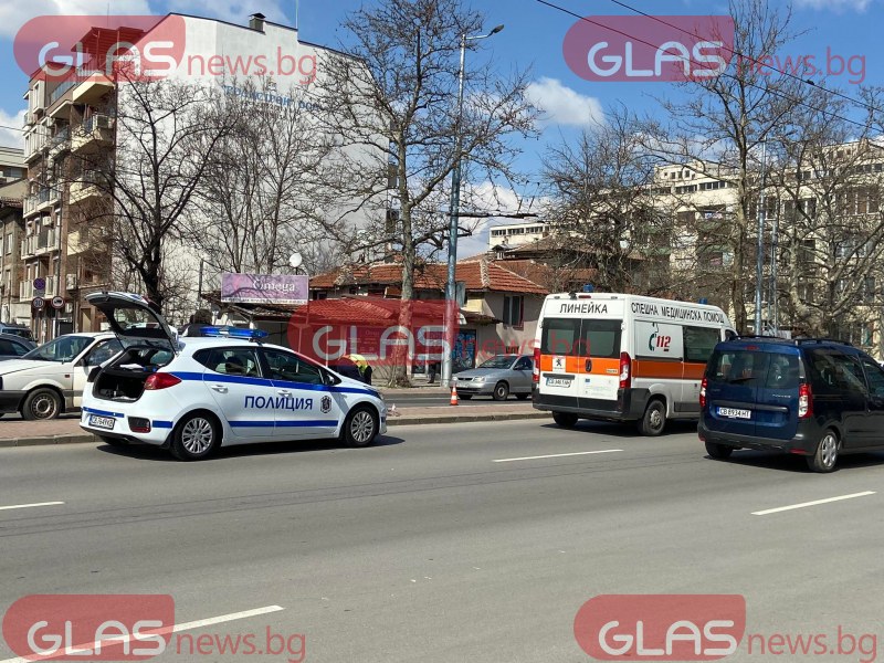 Блъснаха възрастна жена до кръстовище в Пловдив, изскочила внезапно на платното