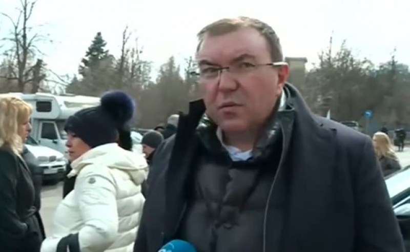 Костадин Ангелов: Готвят се показни арести на бивши министри