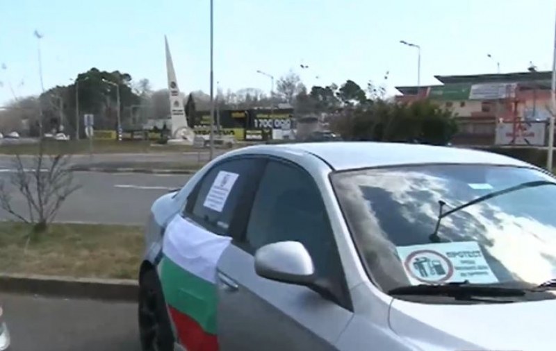 Протест срещу високите цени на горивата в Несебър