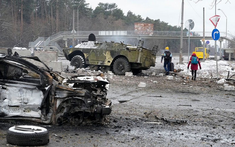 3,3 млн. бежанци са напуснали, боеве в Донецк и Луганск
