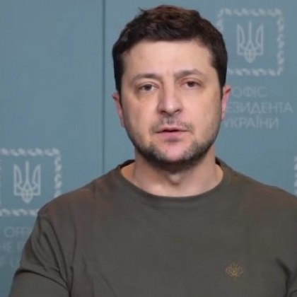 Зеленски подписа указ за единна информационна политика по телевизията в Украйна