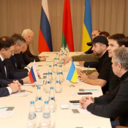 Преговорите между украинската и руската делегации на 21 март продължиха