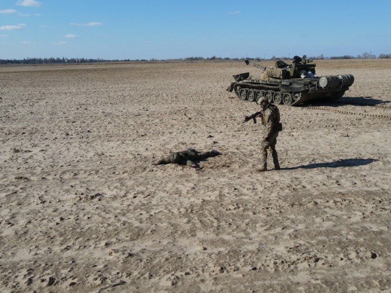 Руски танкист се предаде на украинците заедно с машината си. Дават му 10 хил. долара