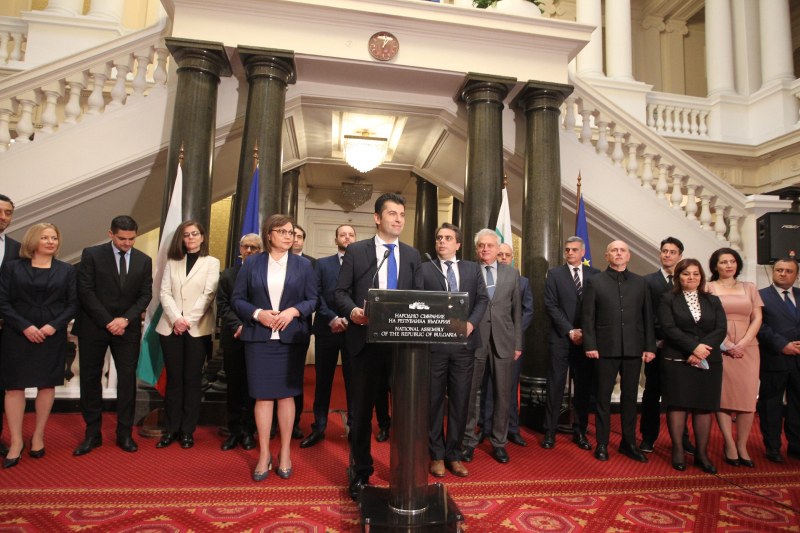 Българското общество пише оценка Добър 3.57 на правителството за изминалите
