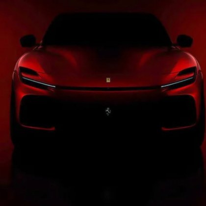 Ferrari показа снимка на кросоувъра си Purosangue