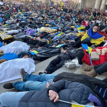 Протест на украинци се проведе днес във Варшава Хиляди хора