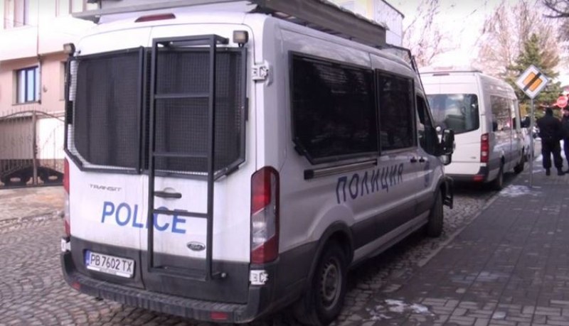 Кражба на коне, бой с камъни и 9 арестувани при спецакция край Пловдив