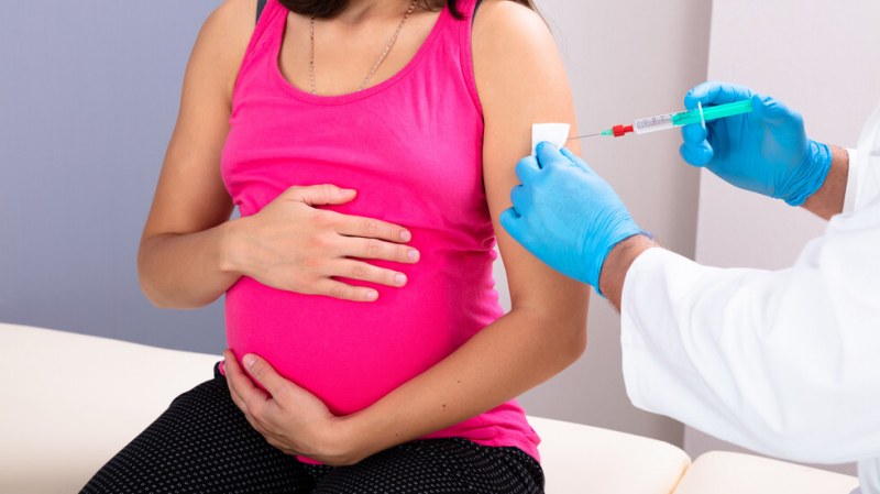 Бременните жени могат да се ваксинират срещу COVID-19 след 12-а
