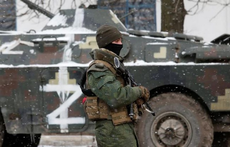 Украйна: Демилитаризацията на Русия е в ход