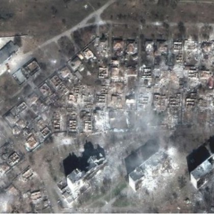 CNN публикува нови сателитни снимки на Мариупол разрушен от руските войски направени