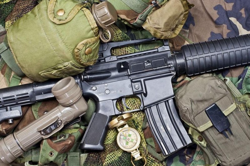 Коалицията обсъжда трябва ли да бъде одобрена военна помощ за Украйна