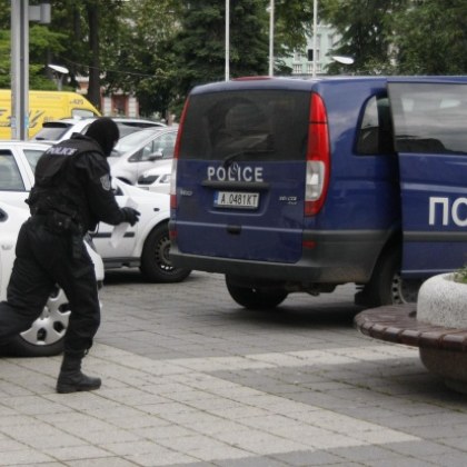 Икономическа полиция с акция в три институции в Бургас и областта