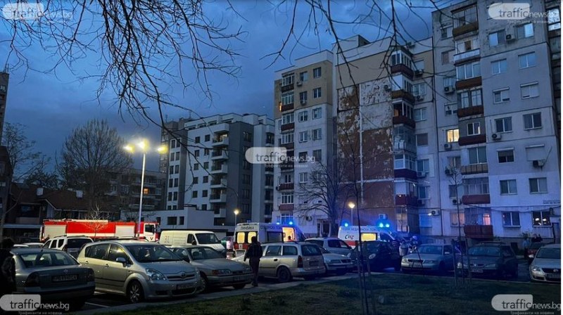 Взрив на газова бутилка при пожар в Пловдив, мъж е откаран в болница