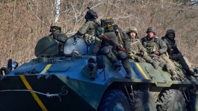 11 украински кметове още са в плен на руските военни. Старейшина на село е убита