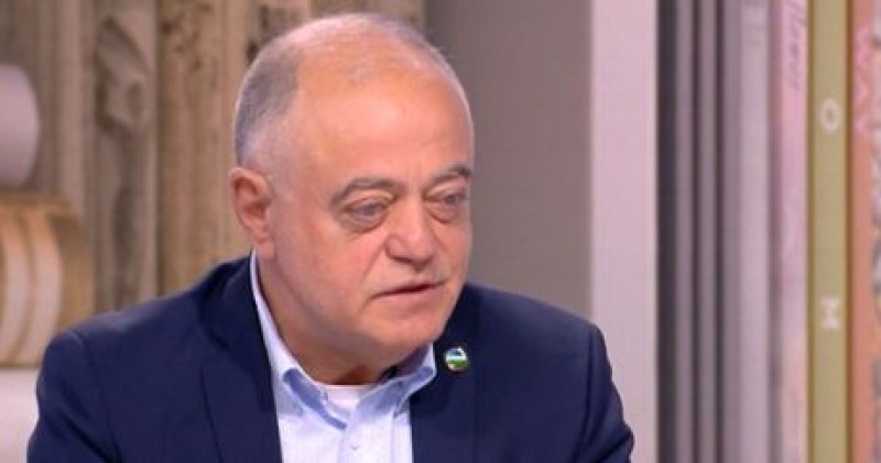 Атанасов: България ще даде военно-техническа помощ на Украйна