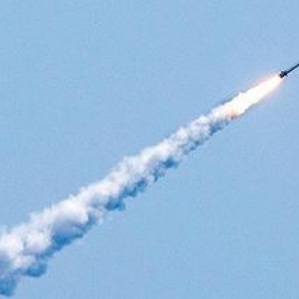 Няколко руски ракети са ударили украинското черноморско пристанище Николаев съобщи