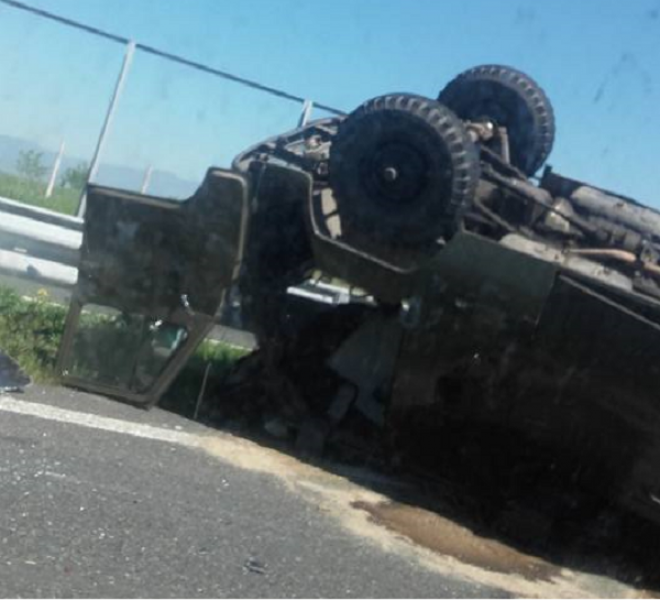 Камион на Въоръжените сили катастрофира, има загинали и ранени!
