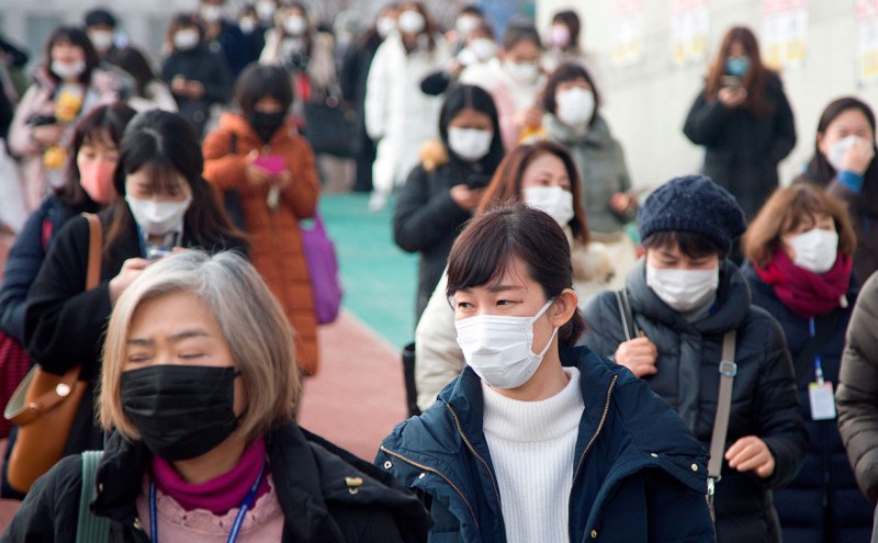 Китай отново налага драконовски ограничения, за да спре поредната пандемична
