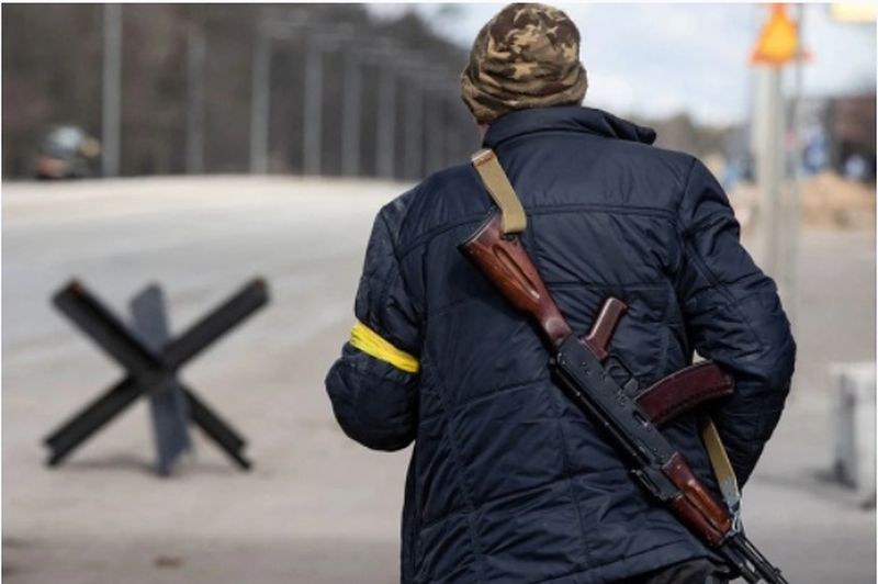 Украинският министър Олег Немчинов каза, че най-добрите оръжия и оборудване,