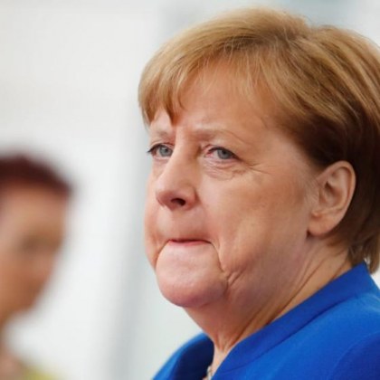 Бившата германска канцлерка Ангела Меркел въпреки настояванията от собствената й партия