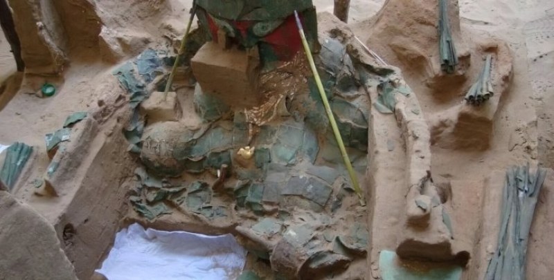 Ужасяващ хирургически комплект е открит в 1000-годишна гробница в Перу
