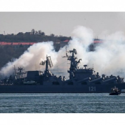 Гвардейският ракетен крайцер на Черноморския флот Москва е получил сериозни