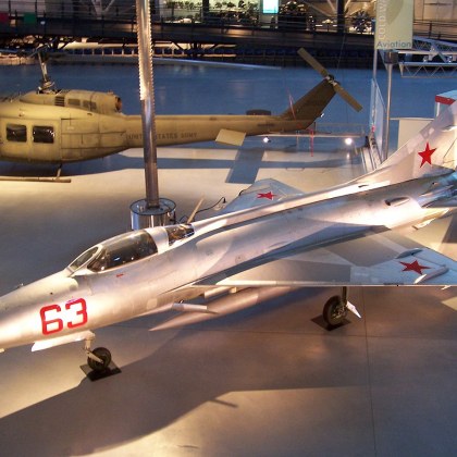 Румъния прекратява полетите на МиГ-21, забързва закупуването на F-16