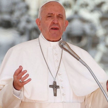 Папа Франциск е възмутен от начина по който европейските страни приемат